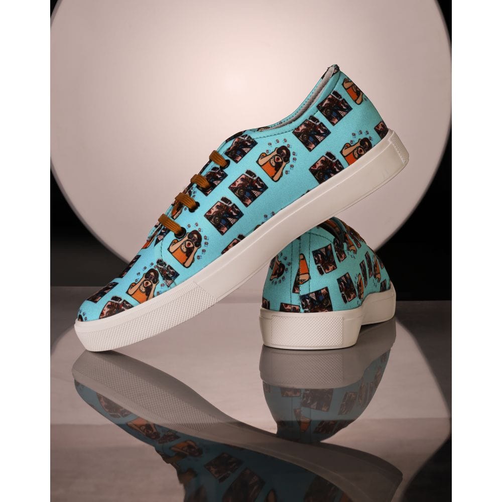 Hippyness Camera Girl Printed Sky Blue Casual Sneaker for Men