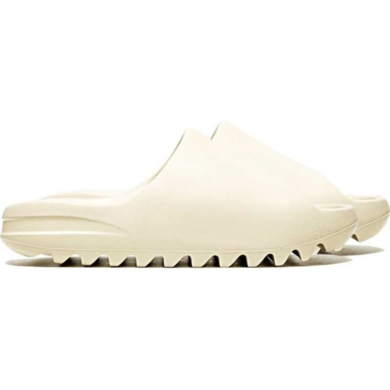 Richale Stylist Off White Slipper For Men