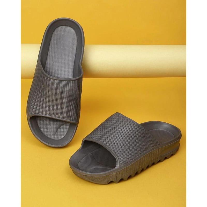 Richale Stylist Grey Slider For Men