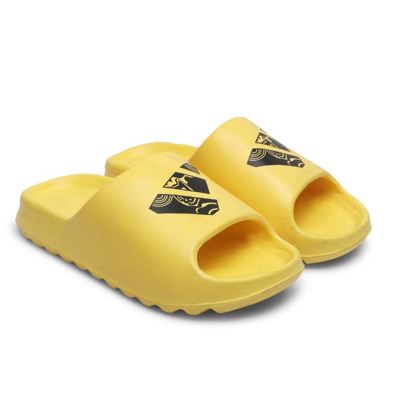 Richale Comfortable Yellow Slider For Men