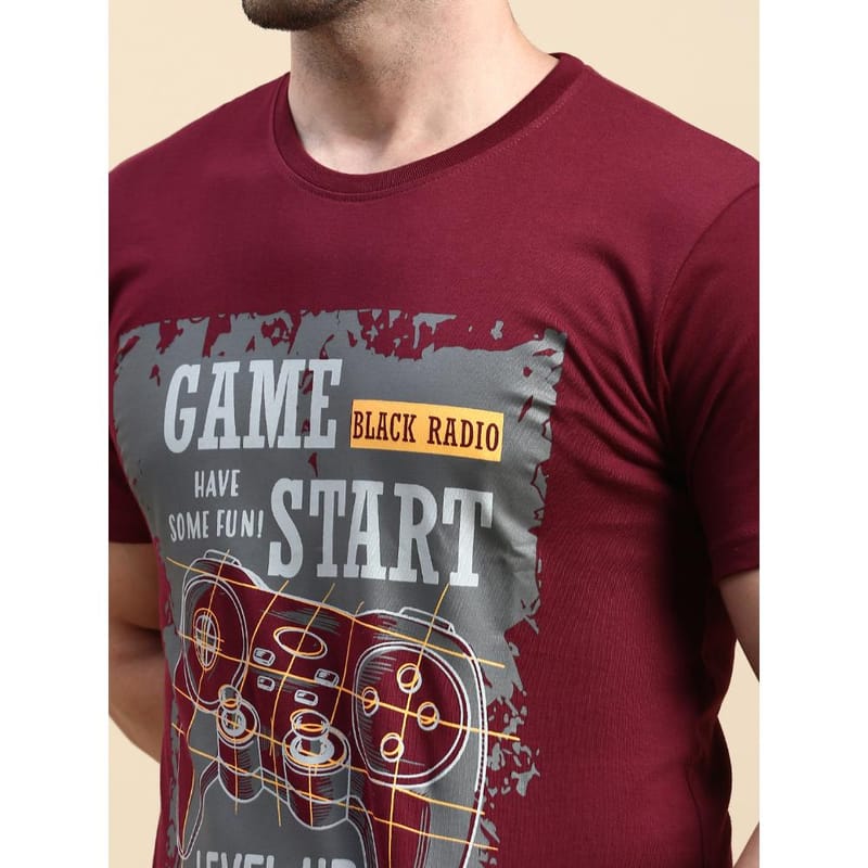 BLACK RADIO Mens Round neck Short Sleeve Graphic Printed Maroon T-Shirt