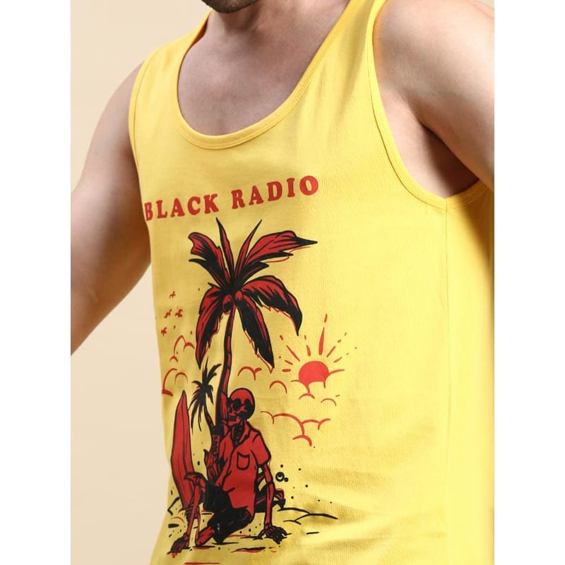 BLACK RADIO Mens Scoop Neck Sleeveless Graphic Printed Yellow T-Shirt