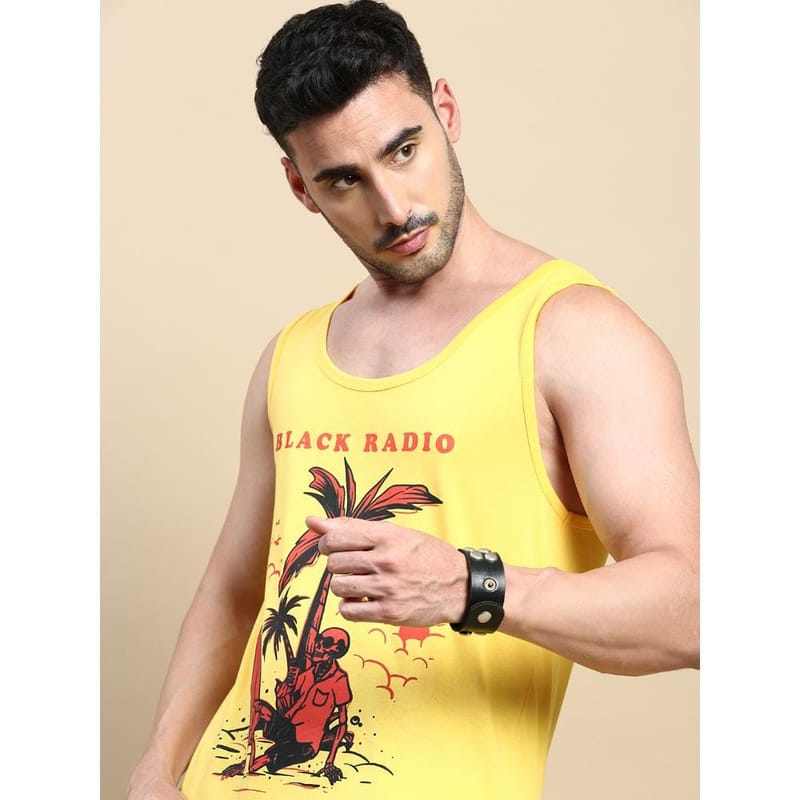 BLACK RADIO Mens Scoop Neck Sleeveless Graphic Printed Yellow T-Shirt