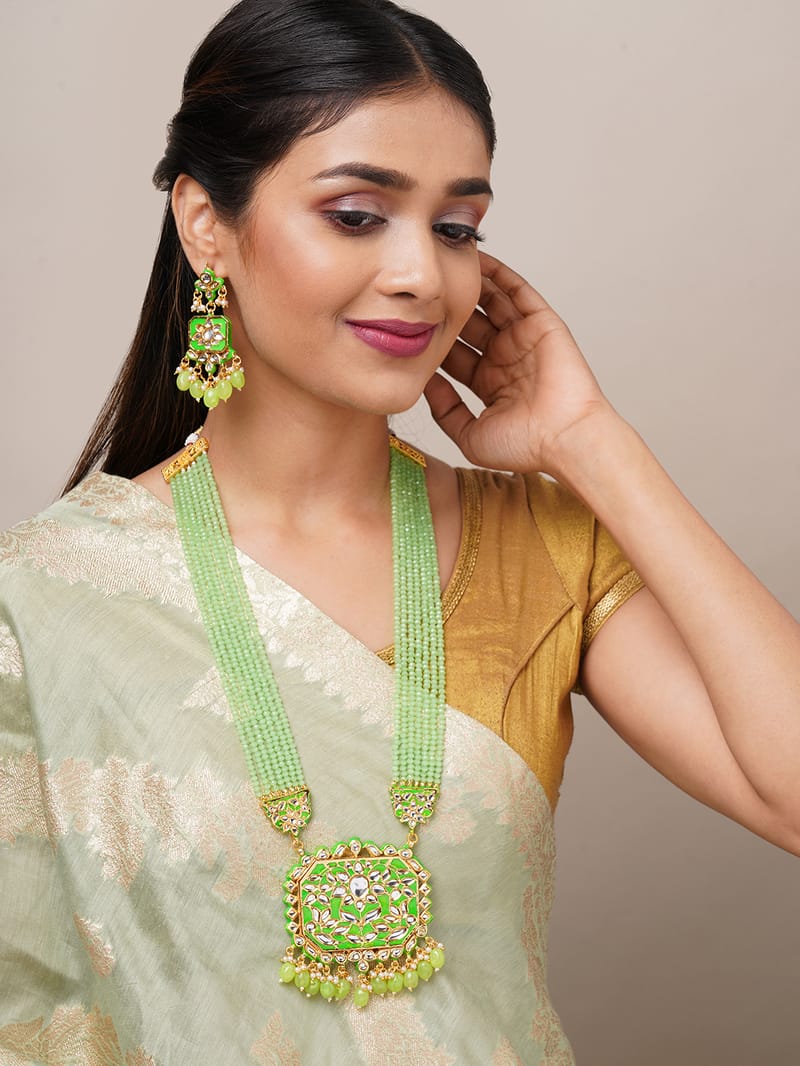 Binni's Wardrobe  Green beaded long necklace