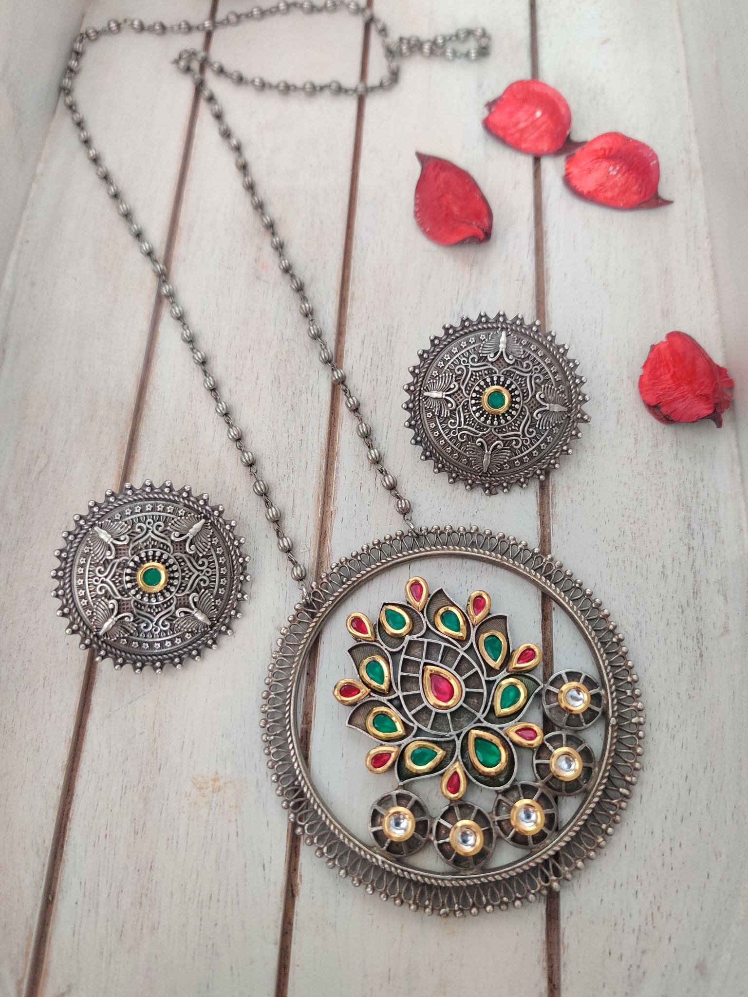 Binni's Wardrobe  Oxidised Silver-Plated Round Pedant With Chain