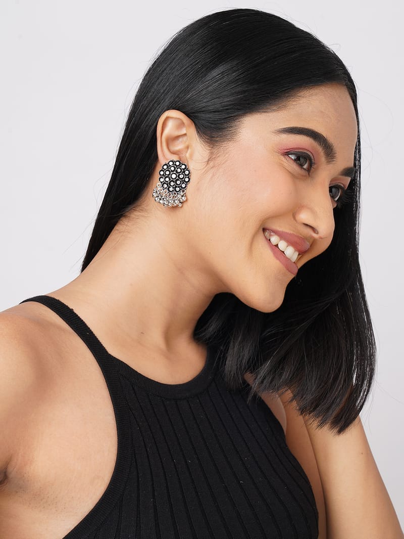 Binni's Wardrobe silver toned Contemporary studs