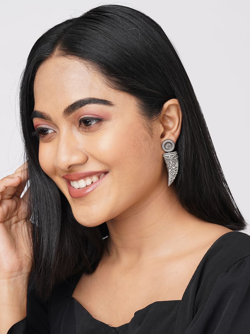 Binni's Wardrobe Silver-Toned & silver Oxidised Contemporary Drop Earrings