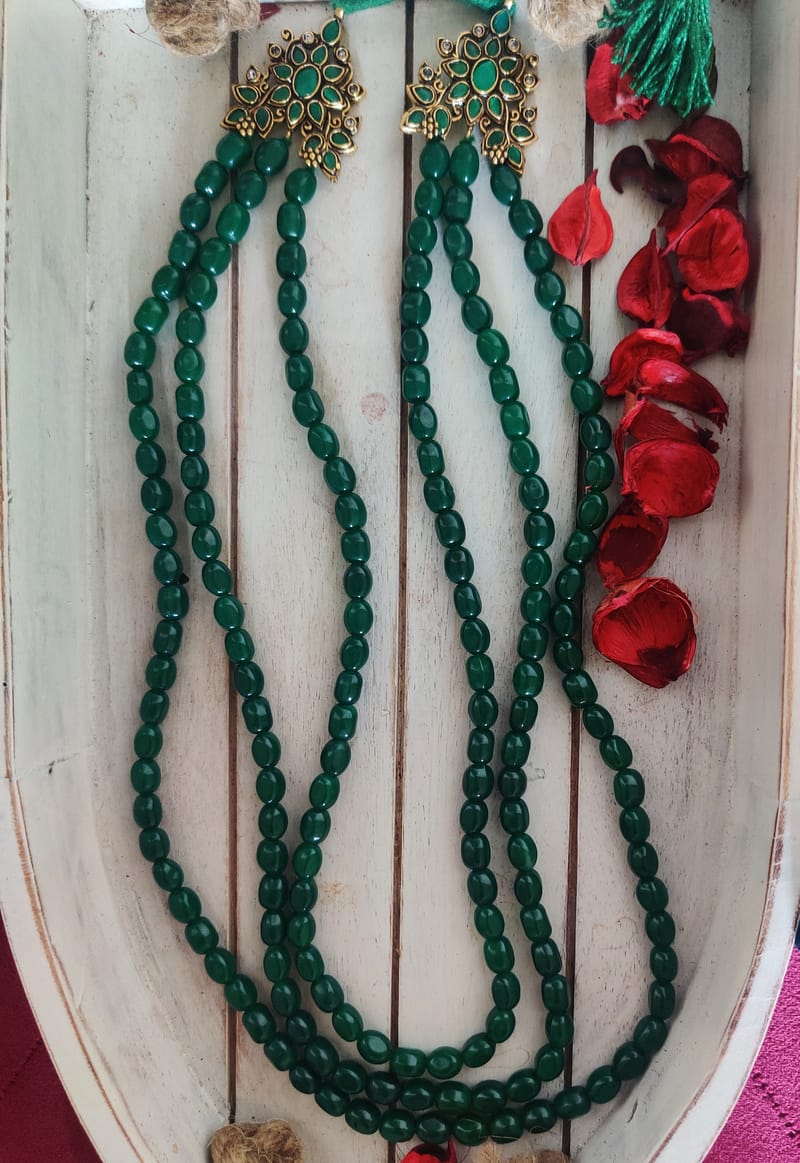 Binni's Wardrobe  Green beaded 3 line long necklace