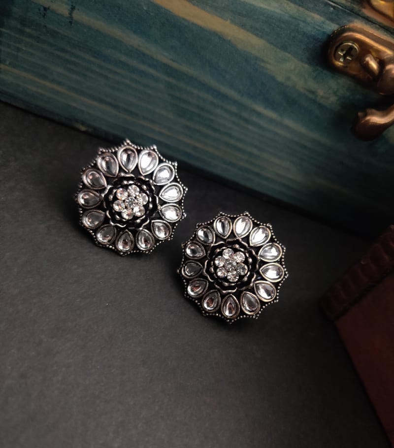 Binni's Wardrobe women German silver studs