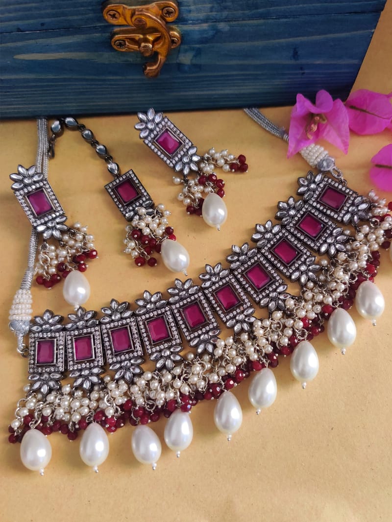 Binni's Wardrobe Binnis wardrobre german silver plated Maroon choker necklace set with mang tika