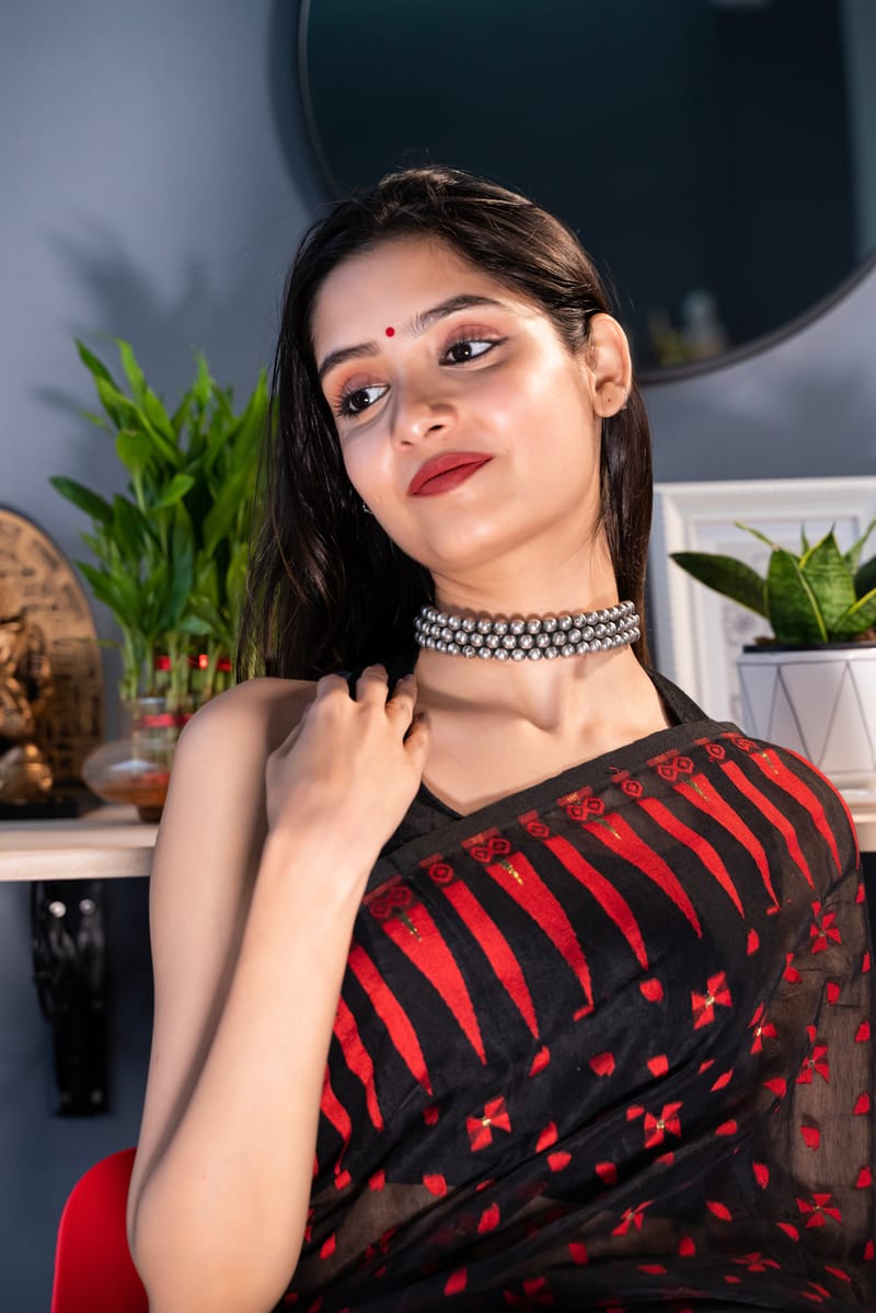 Binni's Wardrobe Antique Silver Choker