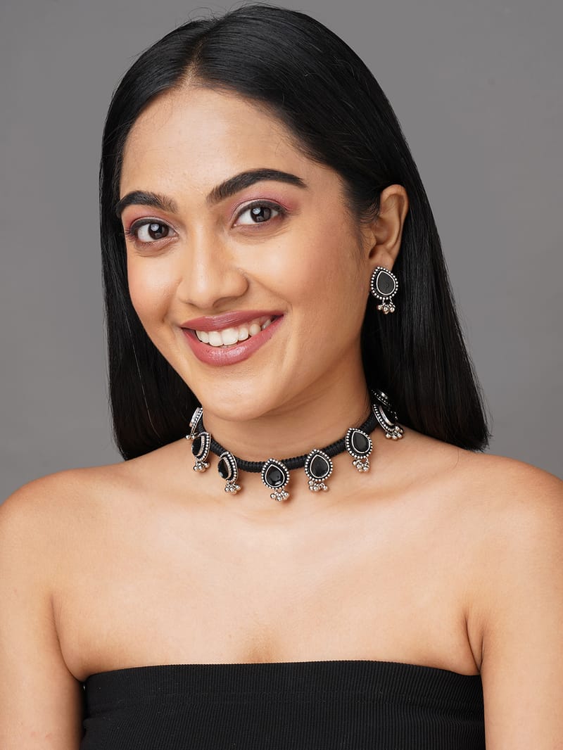 Binni's Wardrobe  german silver black polki necklace set