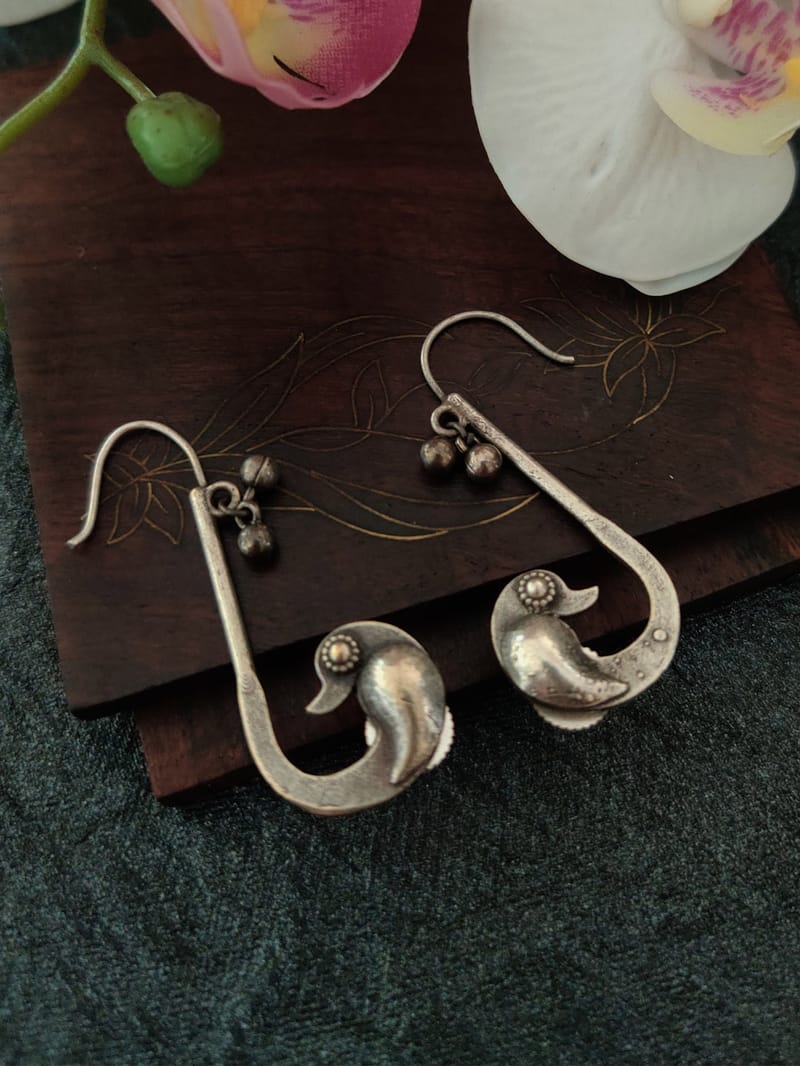 Binni's Wardrobe Silver-Toned Contemporary Ear Cuff Earrings