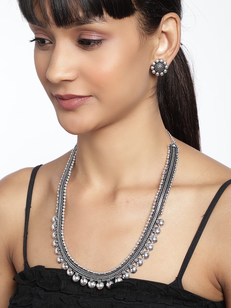 Binni's Wardrobe Women Silver-Plated Kolhapuri Oxidised Jewellery Set