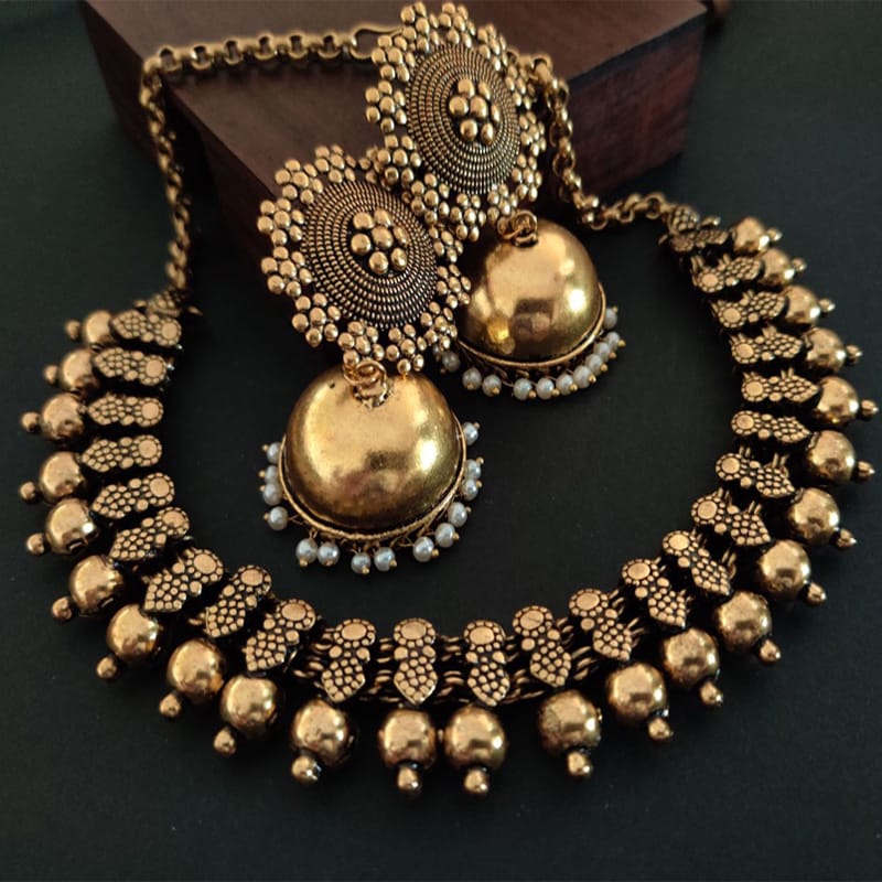 Binni's Wardrobe  golden necklace with jhumka