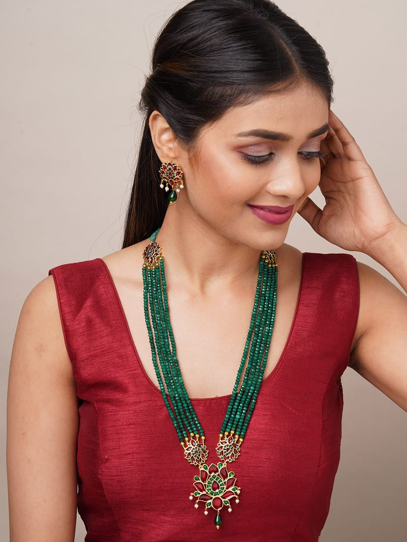 Binni's Wardrobe  green stone kundan laydered necklace set