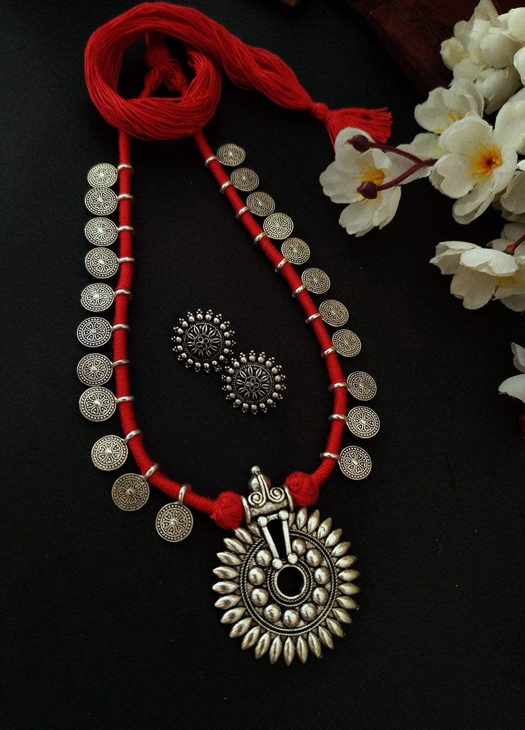 Binni's Wardrobe Women Silver Plated And Red Sun Flower Pendant Antique Jewellery Set