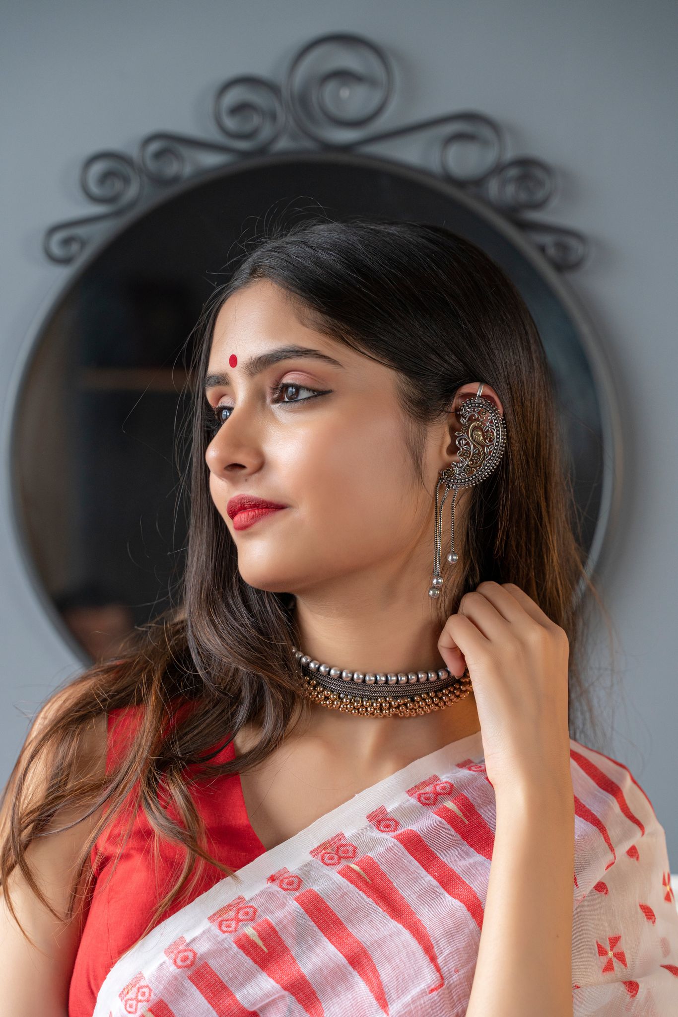 Binni's Wardrobe  dual tone choker with karnphool